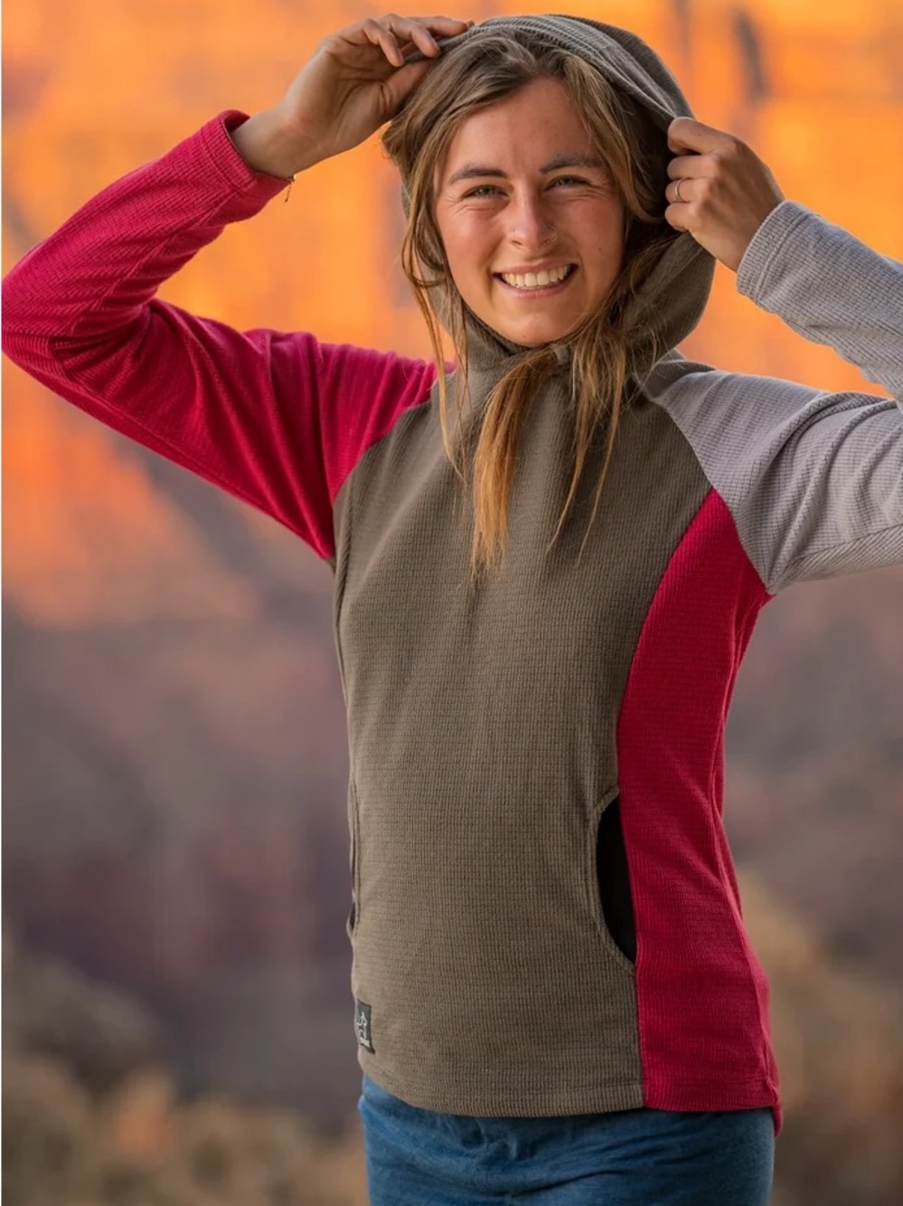 SkyGOAT women’s CAMP Microgrid fleece pullover hoodie 💜